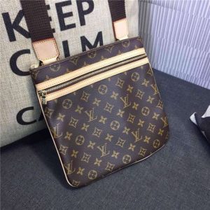 Louis Vuitton Pochette Bosphore Fake Handbag
