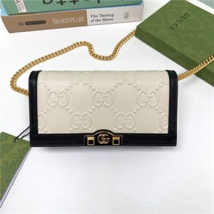 Gucci GG Wallet With Chain (Varied Colors)