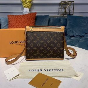 Louis Vuitton Saumur Messenger PM