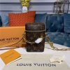 Louis Vuitton Capucines Compact Wallet