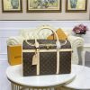 Louis Vuitton Christopher MM Epi Leather