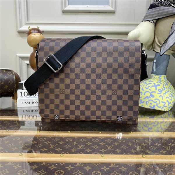 Louis Vuitton District MM Damier Ebene Canvas