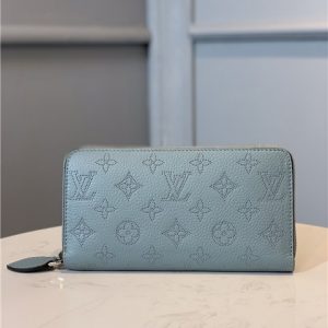 Louis Vuitton Zippy Wallet Mahina Vert Lagon