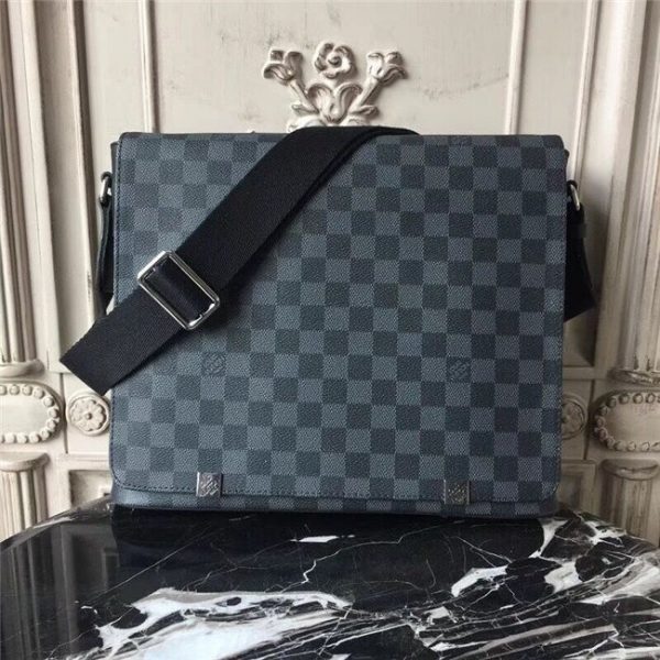 Louis Vuitton District Damier Graphite MM