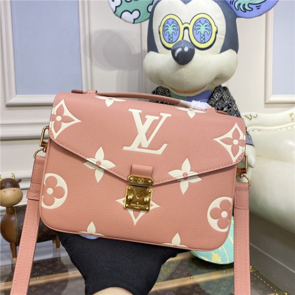 Louis Vuitton Pochette Metis Replica Rose Trianon