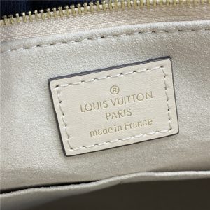 Louis Vuitton Onthego GM Creme