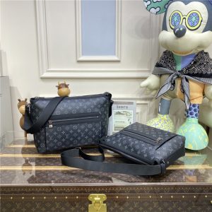 Louis Vuitton Odyssey Replica Messenger MM Bag