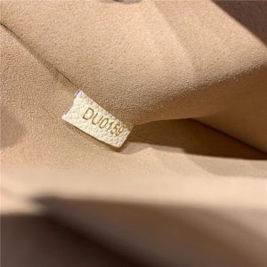 Louis Vuitton Vaugirard Monogram Creme