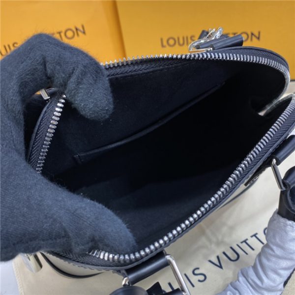 Louis Vuitton Alma BB Epi Leather Black