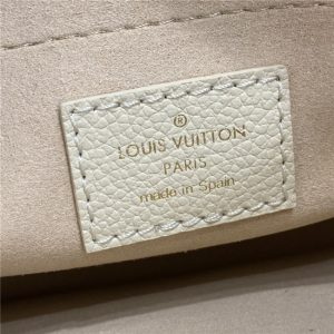 Louis Vuitton Multi Pochette Accessoires Cream