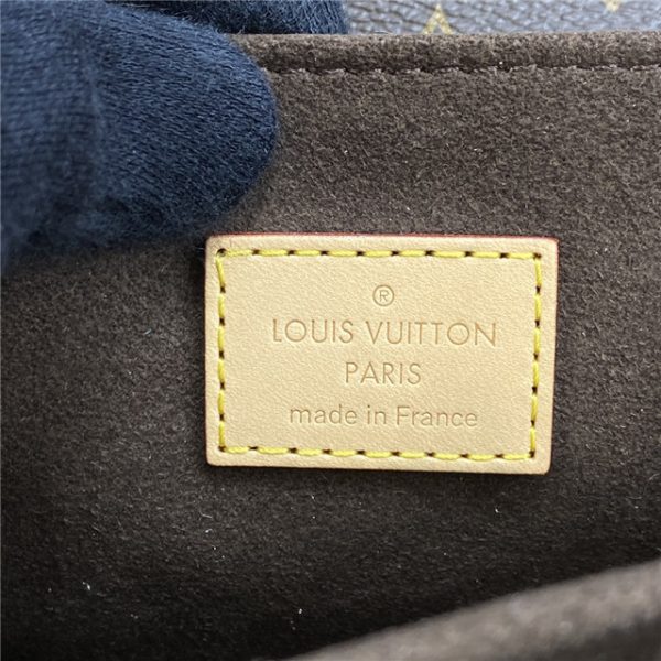 Louis Vuitton Pochette Metis