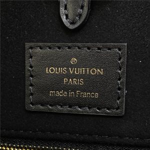 Louis Vuitton OnTheGo MM Creme