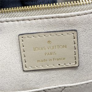 Louis Vuitton OnTheGo MM Tourterelle