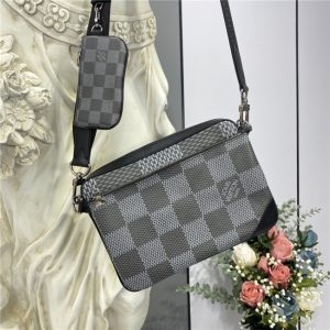 Louis Vuitton Trio Messenger