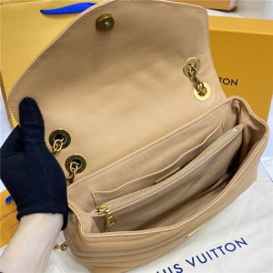 Louis Vuitton LV New Wave Chain Bag H24 (Varied Colors)