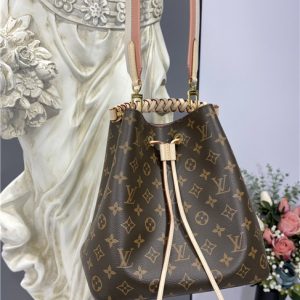 Louis Vuitton NeoNoe MM Monogram Canvas