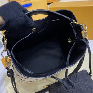 Louis Vuitton NeoNoe MM Cream Monogram Empreinte