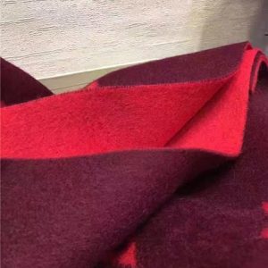 Louis Vuitton Reykjavik Scarf (Cherry)