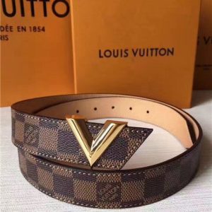 Louis Vuitton Damier Essential V Belt