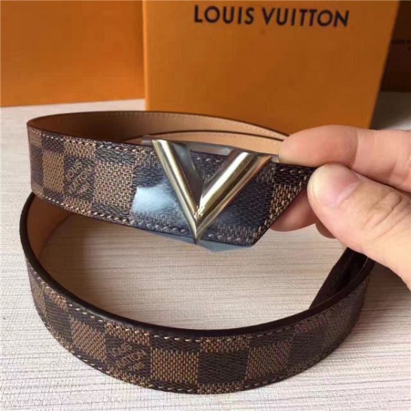 Louis Vuitton Damier Essential V Belt