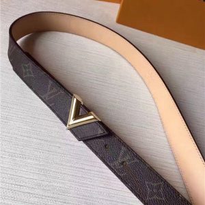 Louis Vuitton Monogram Essential V Belt