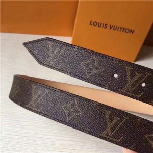 Louis Vuitton Monogram Essential V Belt