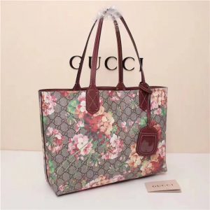 Gucci Reversible GG Blooms Fake Leather Tote