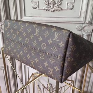 Louis Vuitton Monogram Iena MM