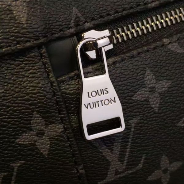 Louis Vuitton Messenger PM Explorer