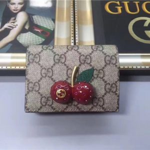 Gucci GG Supreme Card Case With Cherries