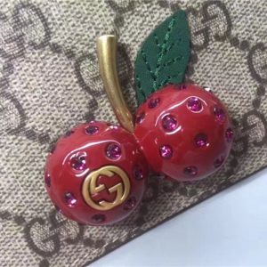 Gucci GG Supreme Card Case With Cherries