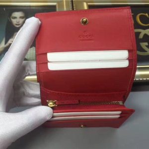 Gucci GG Supreme Card Case With Cherries