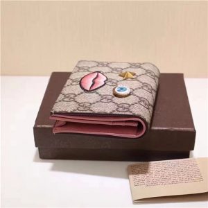Gucci Card Case With Embroidered Face Pink