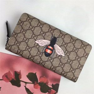 Gucci GG Supreme Zip Around Wallet Bee Print