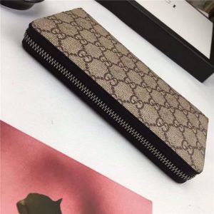 Gucci GG Supreme Zip Around Wallet Tiger Print