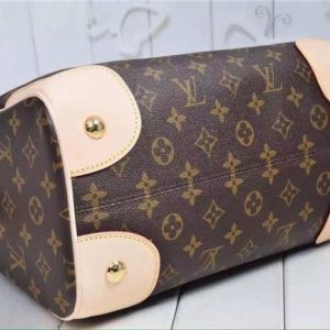 Louis Vuitton Monogram Retiro Beige