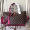 Louis Vuitton Saintonge Creme