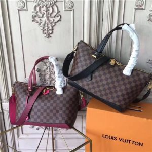 Louis Vuitton Hyde Park Fuchsia