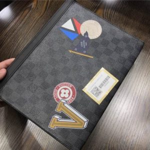 Louis Vuitton Pochette Voyage Damier Graphite Stickers