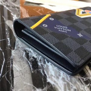 Louis Vuitton Brazza Wallet Damier Graphite Stickers