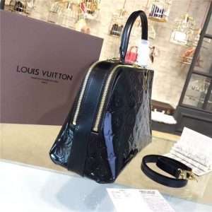 Louis Vuitton Melrose (Varied Colors)