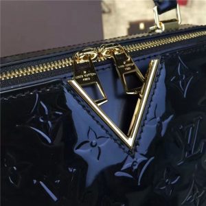 Louis Vuitton Melrose (Varied Colors)