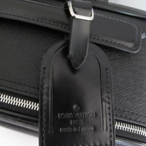 Louis Vuitton Taiga Rolling Luggage Pegase 60 Black