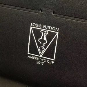 Louis Vuitton Zippy Organizer Rouge