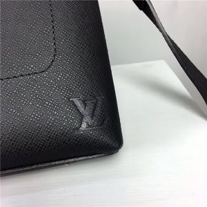 Louis Vuitton Grigori Pochette