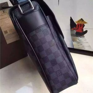 Louis Vuitton Christopher Messenger Damier Graphite