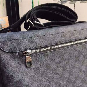 Louis Vuitton Christopher Messenger Damier Graphite