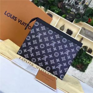 Louis Vuitton Pochette Voyage MM