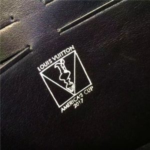 Louis Vuitton Pochette Voyage MM Autres Toiles