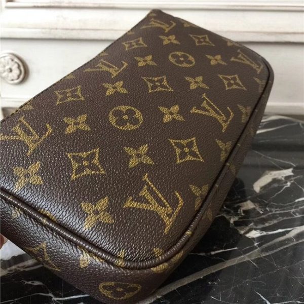 Louis Vuitton Pochette Accessoires Monogram